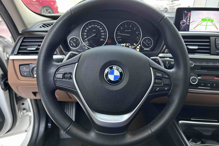 BMW 3 Series 2015 #19 BMW 3 Series 2015 image de voiture #19