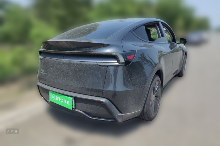 Tesla Model Y 2025 #7 Tesla Model Y 2025 car image #7