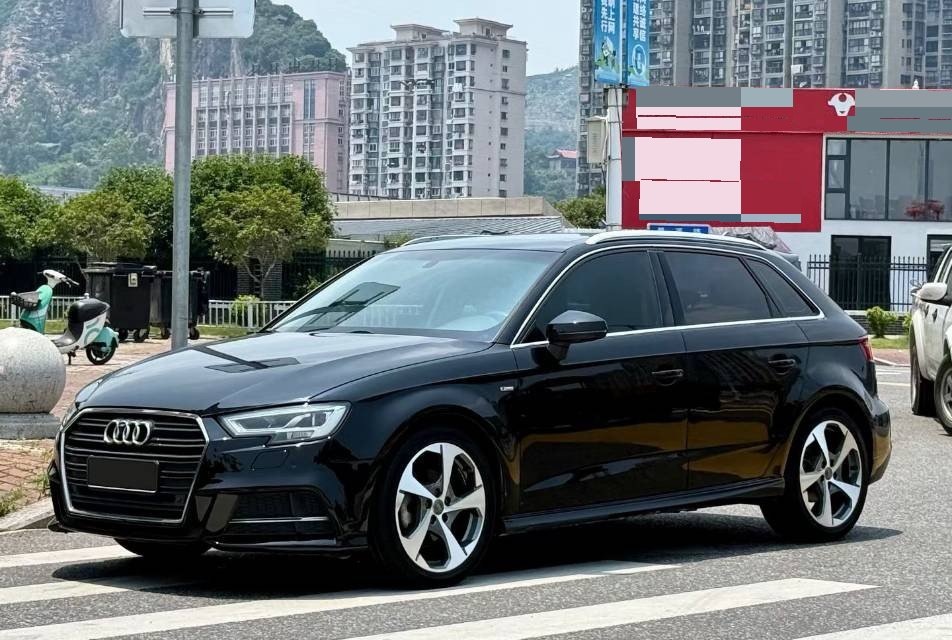 Audi A3 2018 car image 