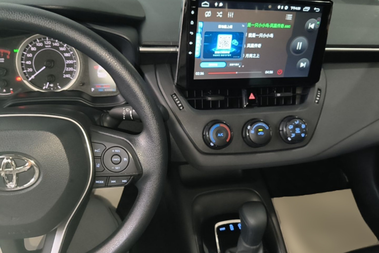Toyota Corolla 2019 car image #10