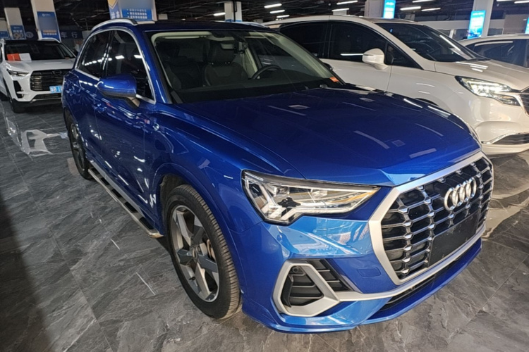 Audi Q3 2019 #6 Audi Q3 2019 car image #6