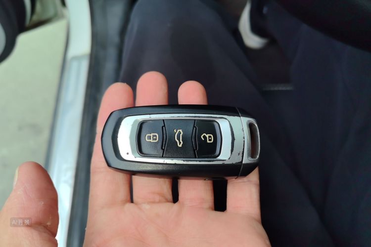 GEELY Vision X6 2017 image de voiture #10