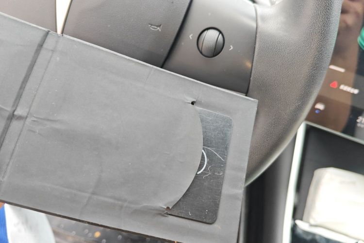 Tesla Model 3 2020 car image #11
