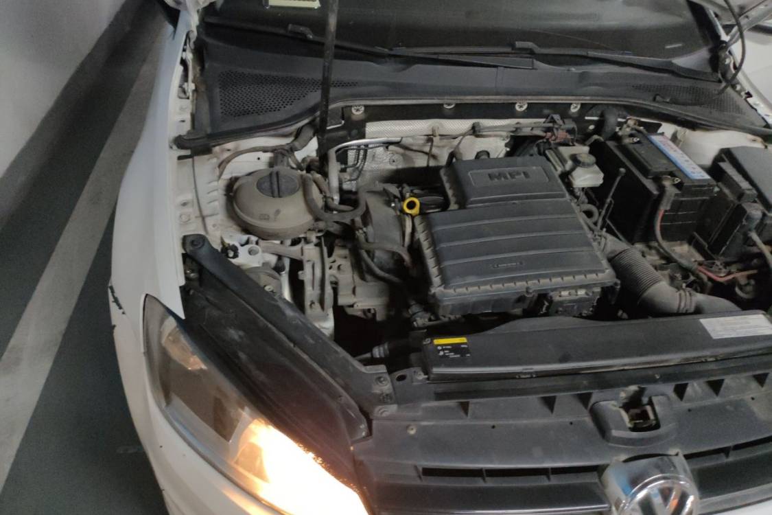 Volkswagen Golf 2014 car image #11