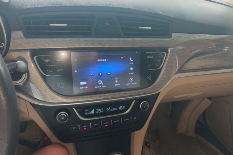GEELY Emgrand 2017 #13 GEELY Emgrand 2017 car image #13