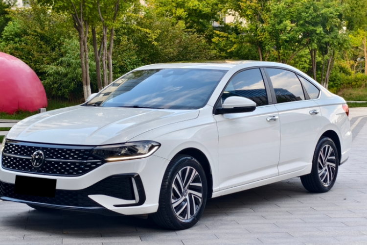 Volkswagen Lavida 2024 car image #2