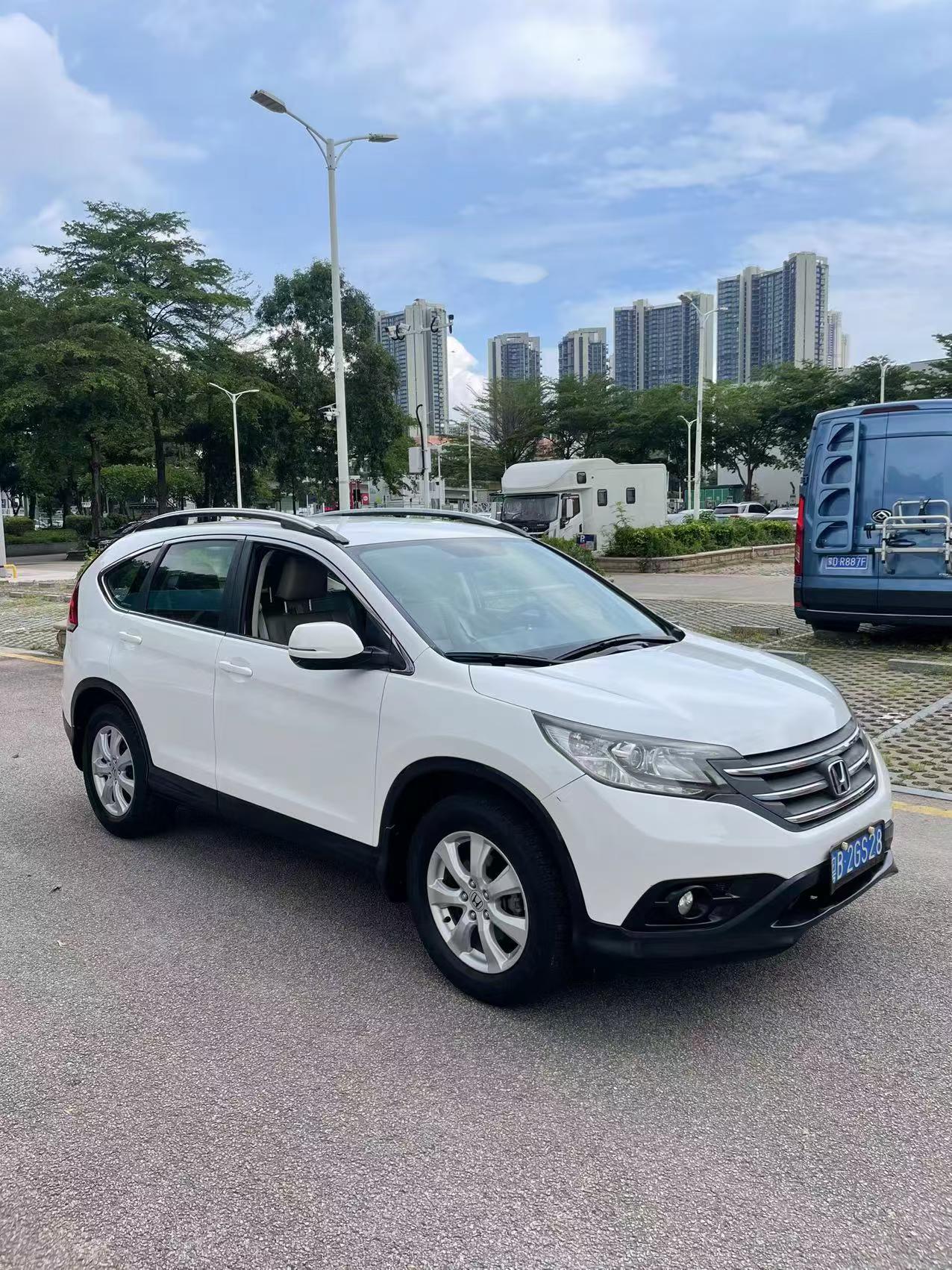 Honda CR-V 2013 car image #2