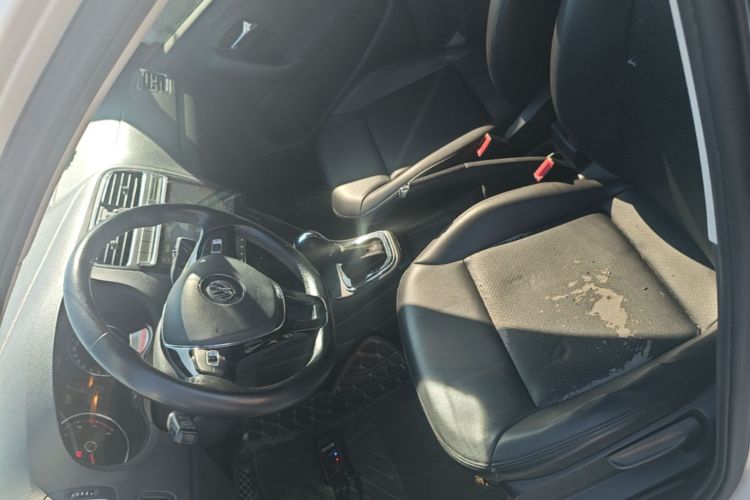 Volkswagen Polo 2016 #19 Volkswagen Polo 2016 car image #19