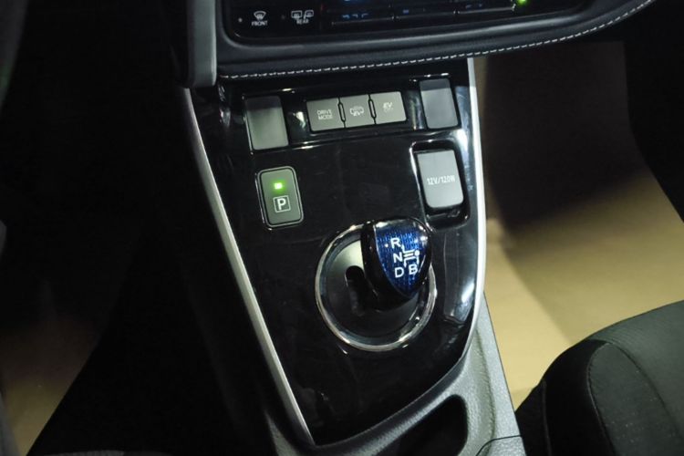 Toyota Corolla Hybird E+ 2021 car image #15