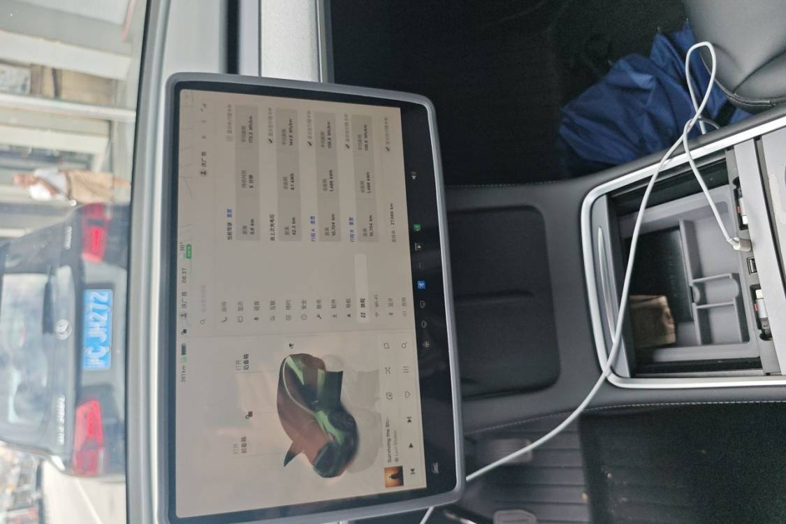 Tesla Model Y 2024 #26 Tesla Model Y 2024 صورة سيارة #26