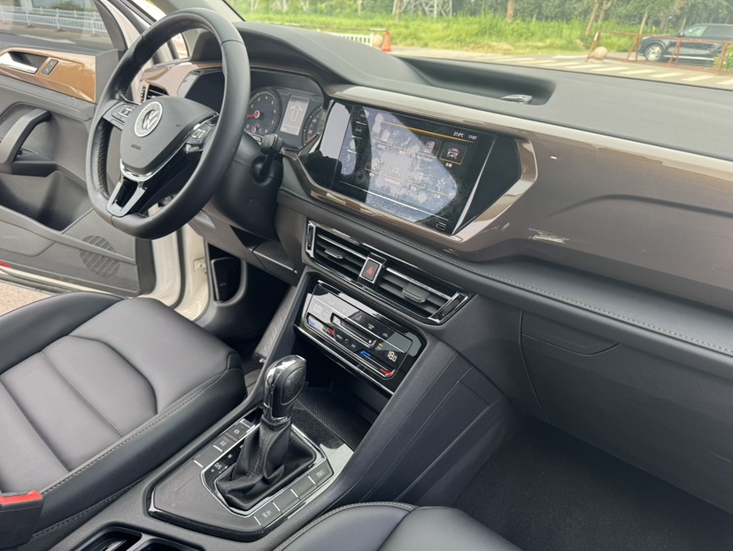 Volkswagen Tharu 2021 #14 Volkswagen Tharu 2021 car image #14