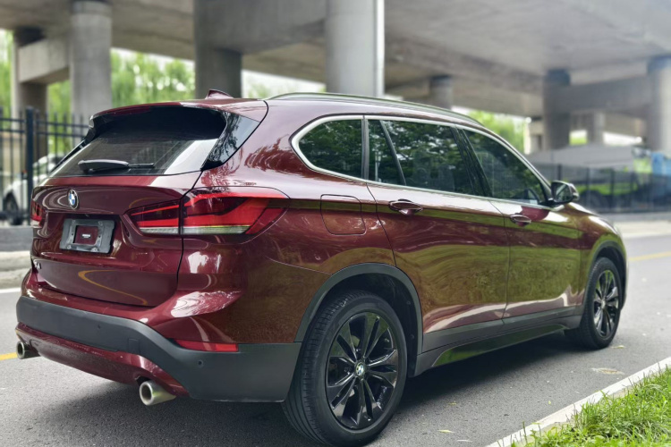 BMW X1 2020 car image #11