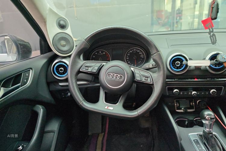 Audi A3 2018 car image #12