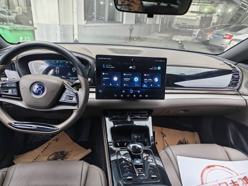 BYD Han 2024 car image #7