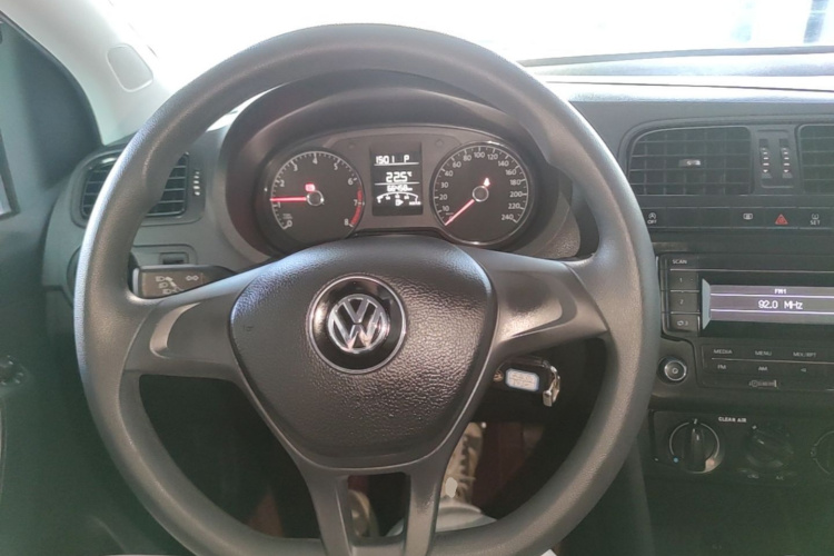 Volkswagen Polo 2019 #11 Volkswagen Polo 2019 car image #11