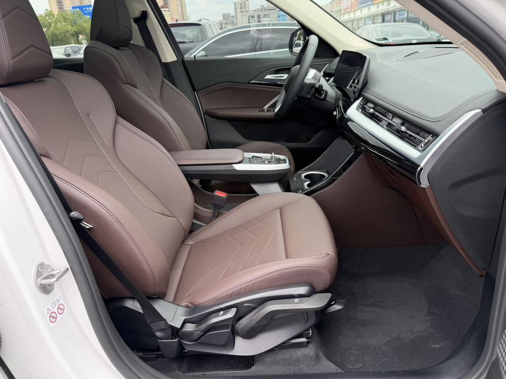 BMW X1 2023 car image #26