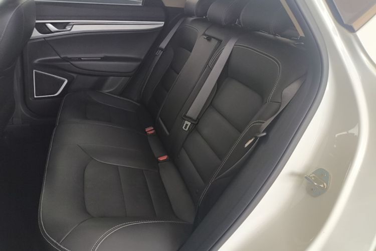 GEELY Emgrand GS 2019 #17 GEELY Emgrand GS 2019 car image #17