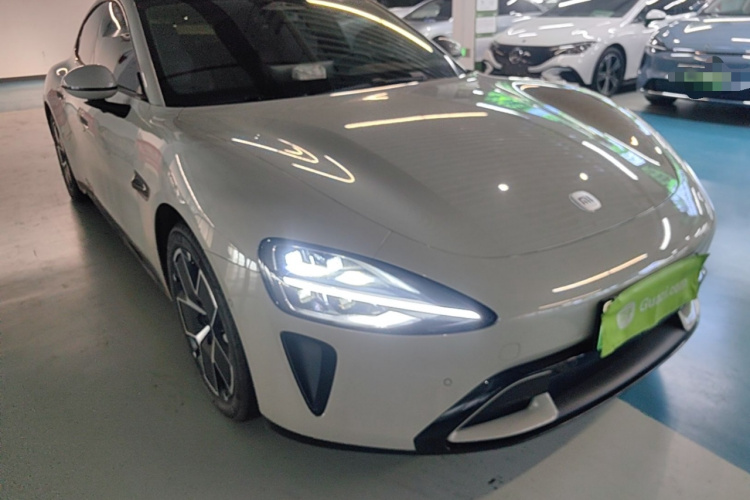 MI SU7 2024 car image #4