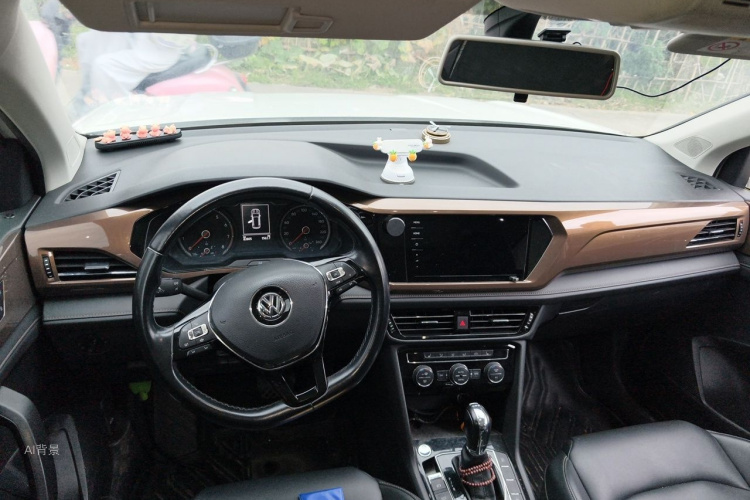 Volkswagen Tharu 2019 car image #11