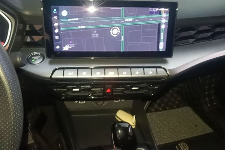 MG 5 2023 #13 MG 5 2023 imagen de coche #13