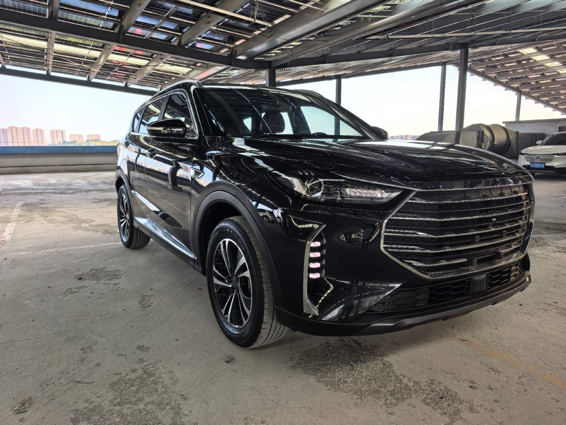 Jetour X70 PLUS 2022 car image #3