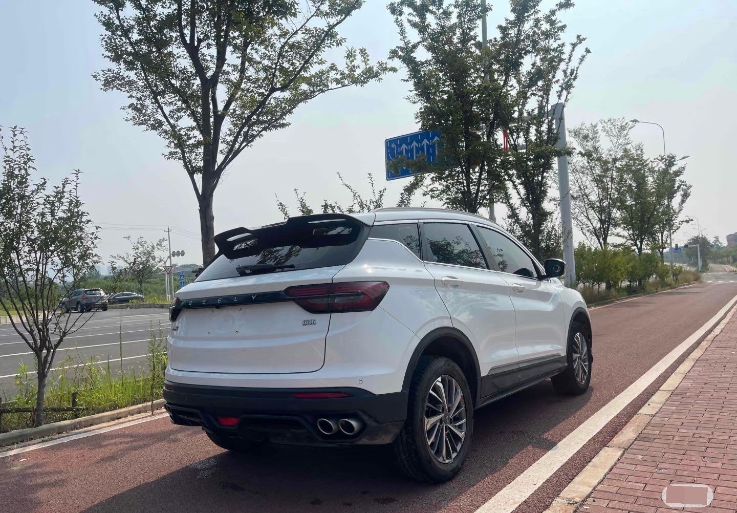GEELY Coolray 2021 car image #9