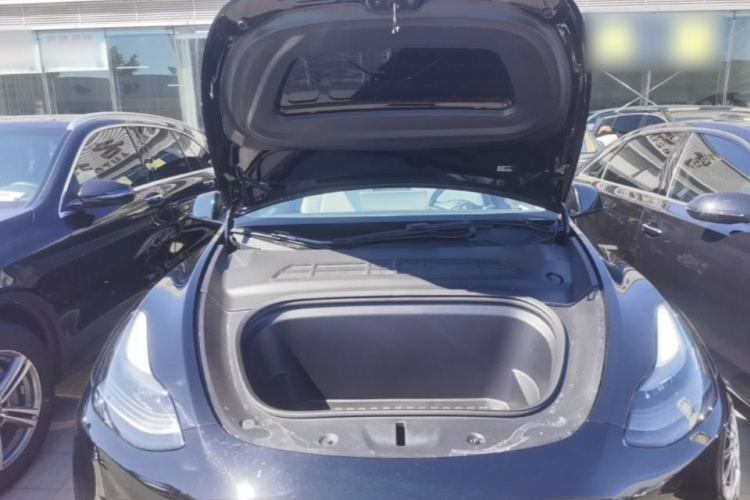 Tesla Model Y 2022 #20 Tesla Model Y 2022 car image #20