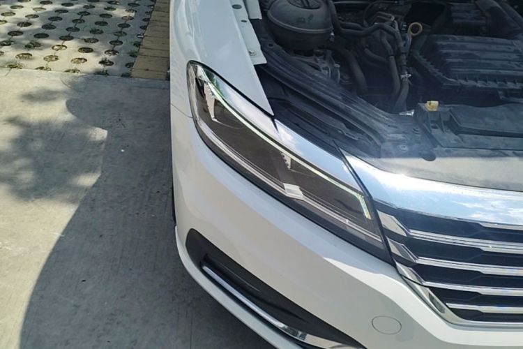 Volkswagen Lavida 2019 car image #8