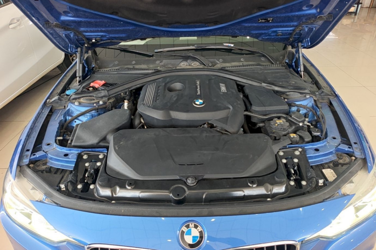 BMW 3 Series 2019 imagem de carro #20