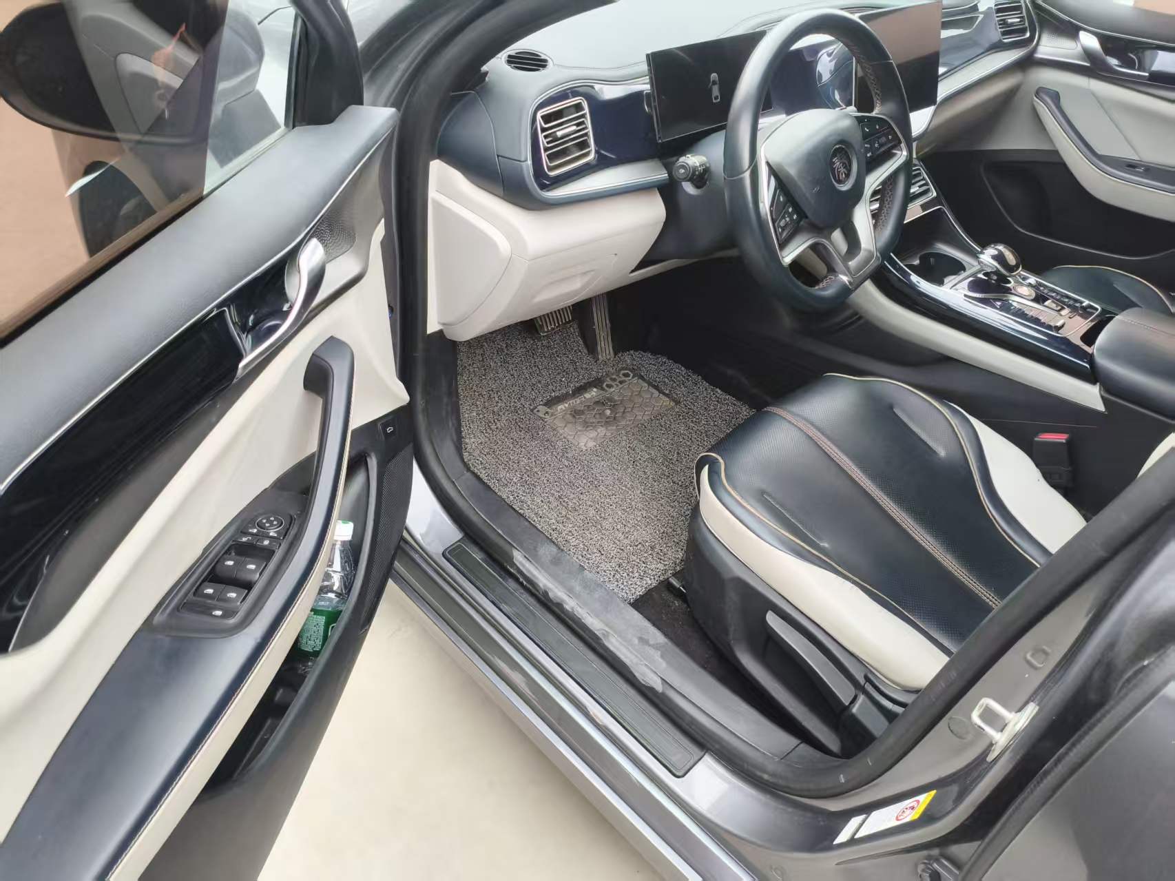 BYD Qin Plus 2023 imagem de carro #5