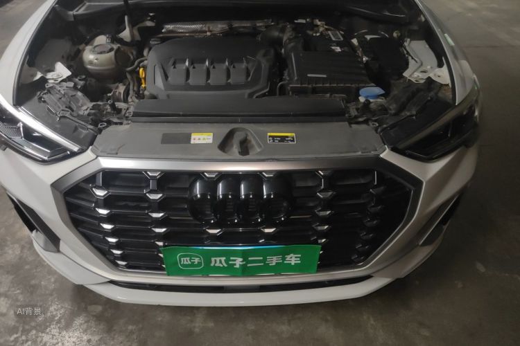 Audi Q3 2022 car image #22