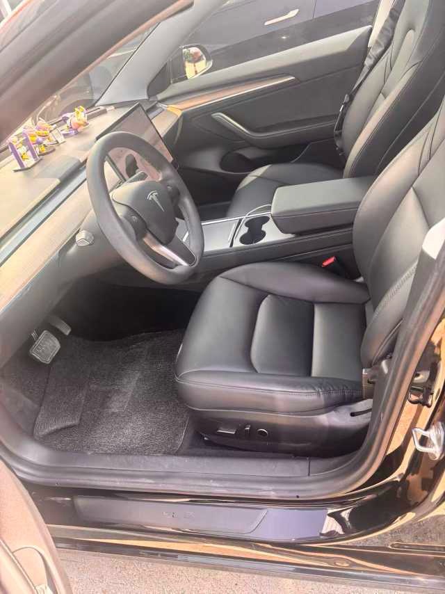 Tesla Model 3 2021 صورة سيارة #3