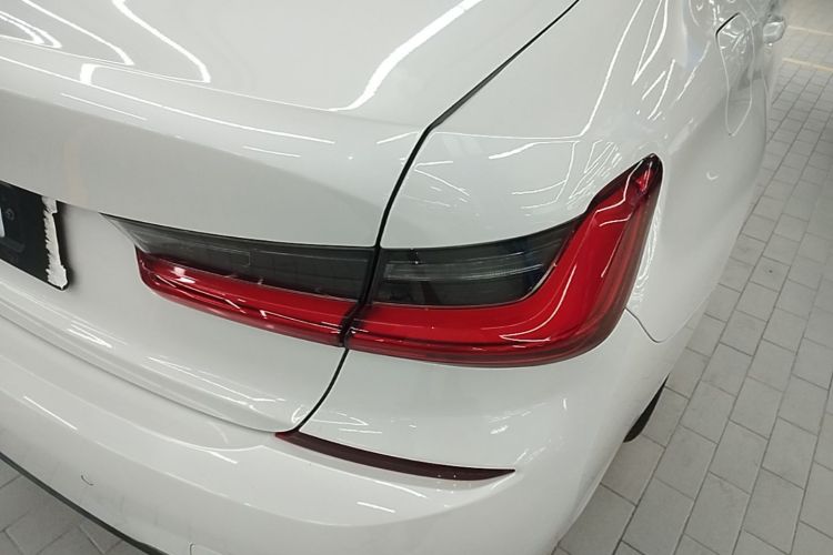 BMW 3 Series 2021 #8 BMW 3 Series 2021 car image #8