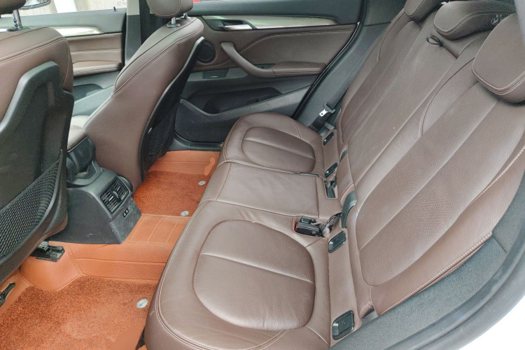 BMW X1 2019 #17 BMW X1 2019 car image #17