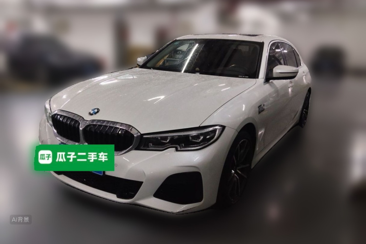 BMW 3 Series 2022 car image #2