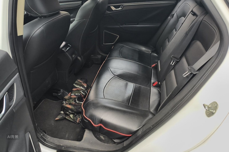 GEELY Emgrand GS 2018 car image #19