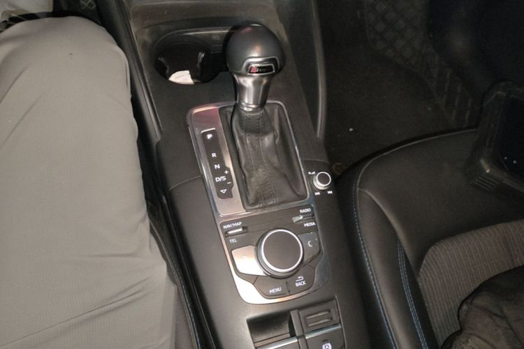 Audi A3 2020 car image #14