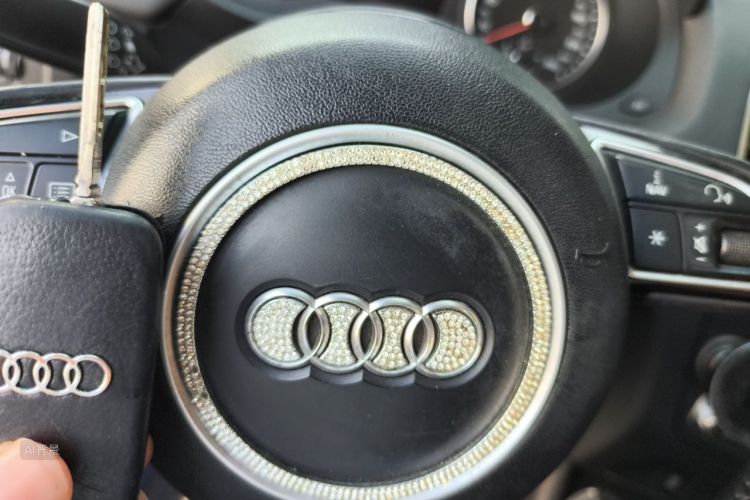 Audi Q3 2015 #10 Audi Q3 2015 car image #10
