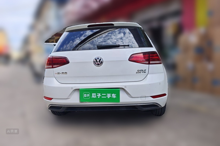 Volkswagen Golf 2018 car image #6