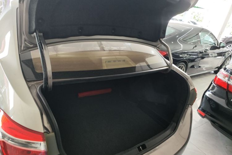 2015 #19 2015 car image #19