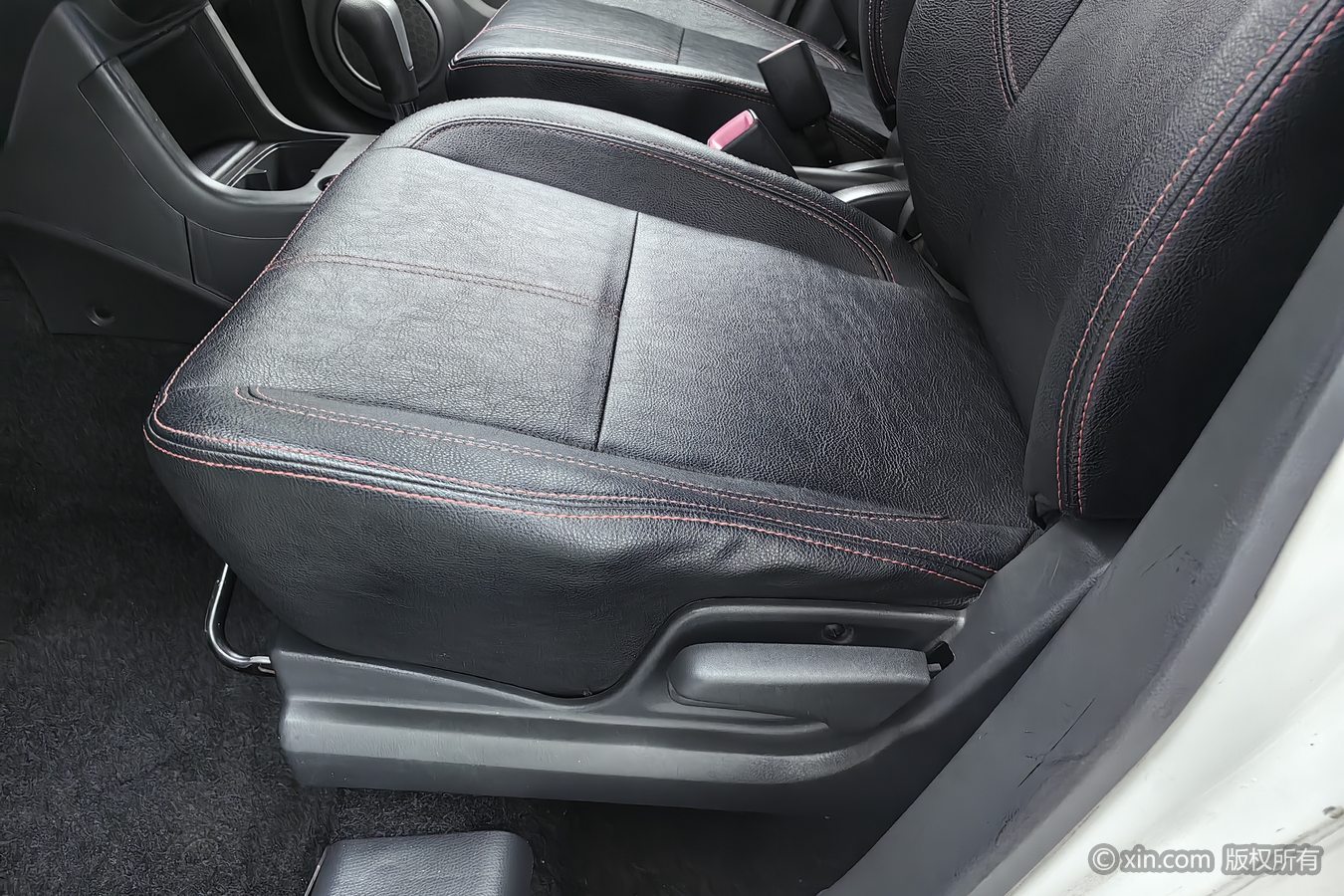 Suzuki Swift 2018 #21 Suzuki Swift 2018 car image #21