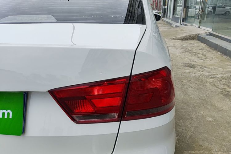 Volkswagen Santana 2016 car image #8