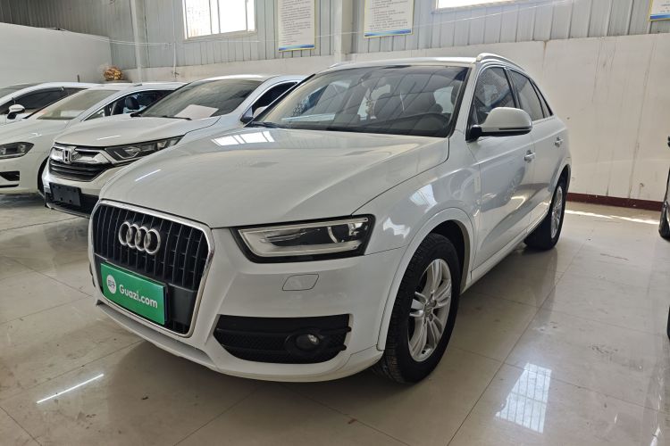 Audi Q3 2015 car image #2