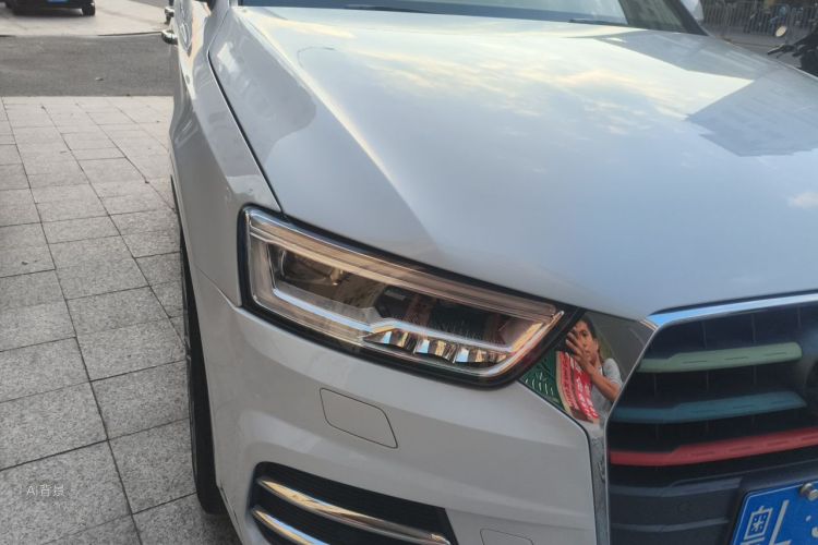 Audi Q3 2018 #8 Audi Q3 2018 صورة سيارة #8