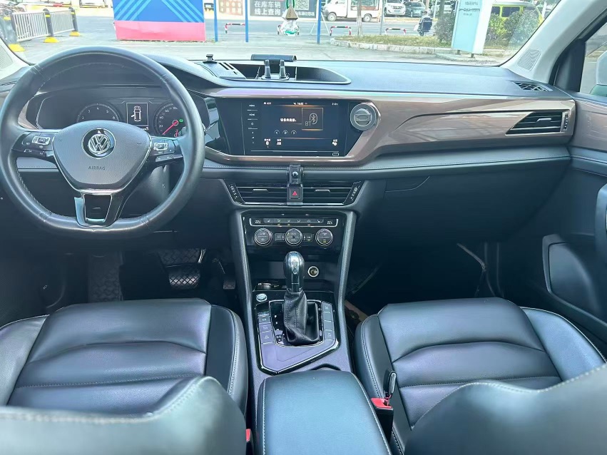 Volkswagen Tharu 2020 #5 Volkswagen Tharu 2020 immagine di auto #5