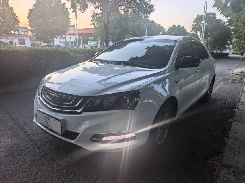 GEELY Emgrand 2017 GEELY Emgrand 2017 image de voiture