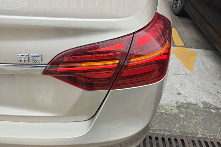 GEELY Emgrand 2018 #8 GEELY Emgrand 2018 صورة سيارة #8