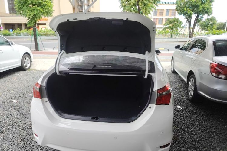 Toyota Corolla 2017 car image #19