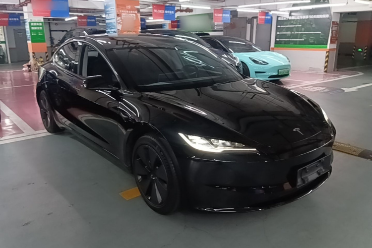 Tesla Model 3 2023 #4 Tesla Model 3 2023 car image #4