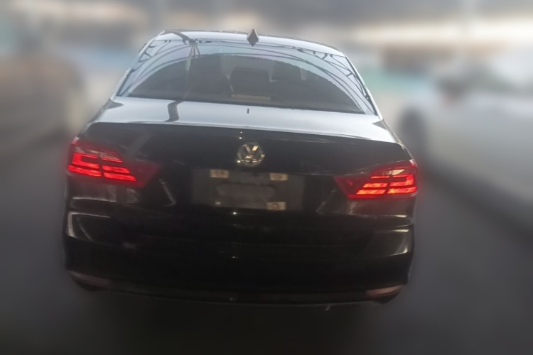 Volkswagen Santana 2017 صورة سيارة #6